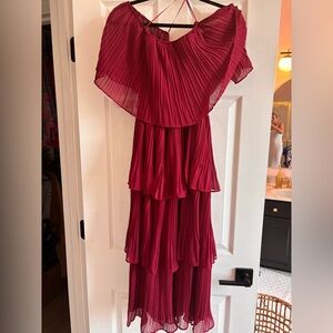 Did the shoulder tiered dress